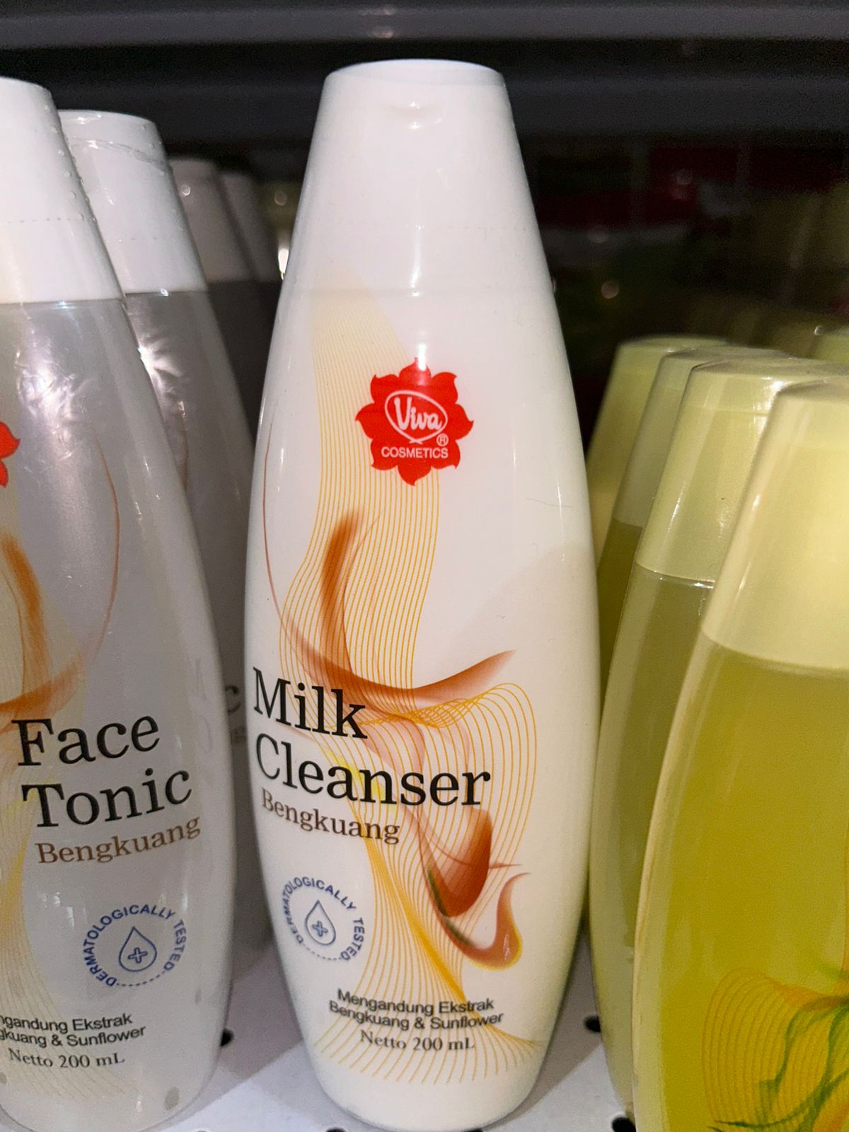 VIVA MILK CLEANSER BENGKUANG
