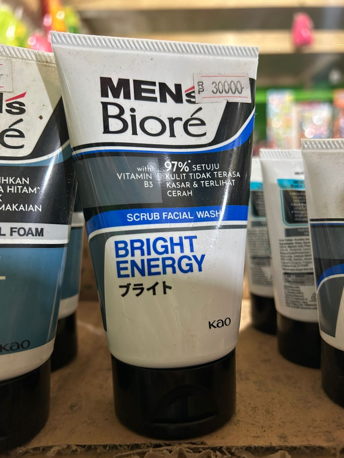 MENS BIORE SCRUB BRIGHT ENERGY 100ML